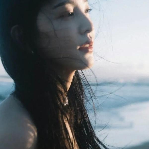舒莎摇摇